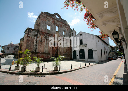 La ville de Panama Vieille Ville ou Casco Viejo au couvent de Santo Domingo Banque D'Images