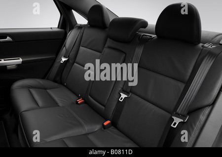 2008 Volvo S40 T5 en rouge - sièges arrière Banque D'Images