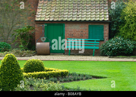 Hangar en brique en anglais Chalet jardin Banque D'Images