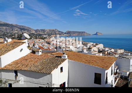 Vue sur Calpe, Mt. Penon de Ifach, Altea, Alicante, Costa Blanca, Espagne Banque D'Images