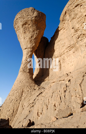 Rock formation à El Ghessour, Tassili du Hoggar, Tamanrasset, Algérie, Sahara, Afrique Banque D'Images