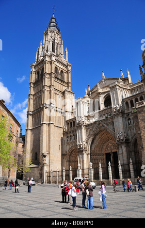 Plaza del Ayuntamiento et la Catedral Primada Cathedral, Tolède, Espagne Banque D'Images