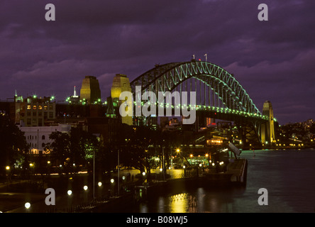 Sydney Harbour Bridge de nuit, Sydney, New South Wales, Australia Banque D'Images