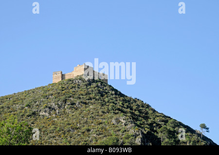Forteresse de pierre carrés sur une colline, Forna, Valles de la Marina, Denia, Alicante, Costa Blanca, Espagne Banque D'Images