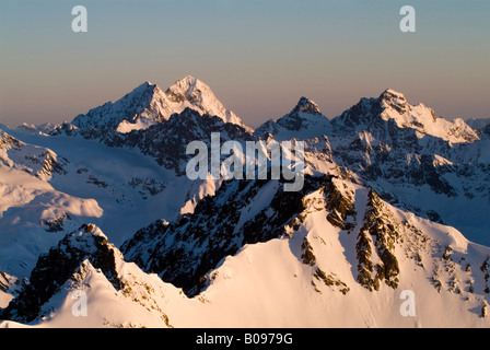 Mt. Weissseespitze et Mt. Karlesspitze (vue de Mt. Brunnenkogel), Alpes Ötztal, Tyrol, Autriche, Europe Banque D'Images