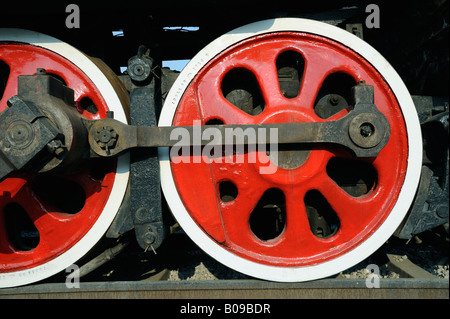 Les roues principales de locomotive à vapeur, Tangshan, Chine. 27-avr.-2008 Banque D'Images