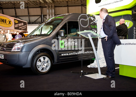 2008 Smith Electric Ford Ampère van est dévoilé à la Commercial Vehicle Show au NEC de Birmingham, Royaume-Uni. Banque D'Images