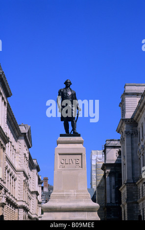 Statue de Robert Clive, Whitehall, City of Westminster, London, England, UK Banque D'Images