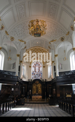 Londres, Angleterre, Royaume-Uni. Église de St Clement Danes sur le brin (1679-82 ; Sir Christopher Wren) intérieur Banque D'Images