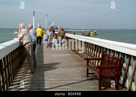 Yarmouth Pier Ile de Wight Angleterre UK construit 1876 comme un terminal en eau profonde Banque D'Images