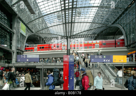 La gare centrale de Berlin, Allemagne Banque D'Images