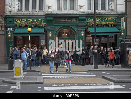 Garrick Arms pub, Charing Cross Road, London Banque D'Images