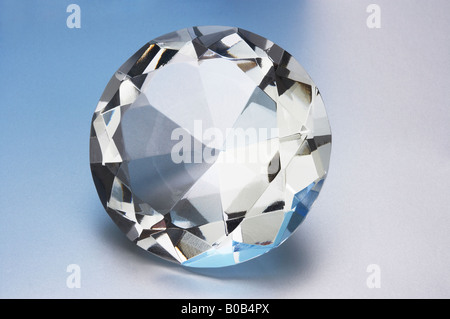 Grand diamant taille brillant Banque D'Images