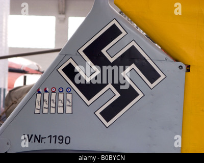 Duxford Imperial War Museum de l'empennage d'un Messerschmitt Bf 109 montrant ennemi tue Banque D'Images