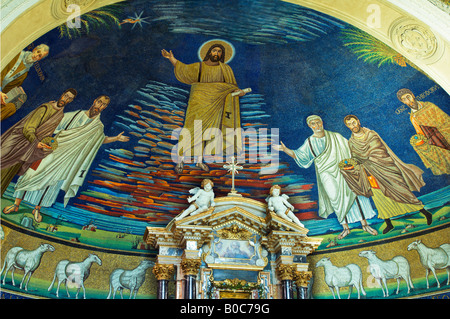 Mosaïque dans l'abside de la basilique des Saints Côme et Damien à rome Banque D'Images