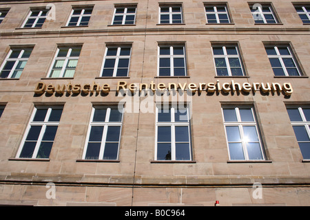 Bâtiment de Deutsche Rentenversicherung dans la ville de Nuremberg, Bavière, Allemagne, Europe. Photo par Willy Matheisl Banque D'Images