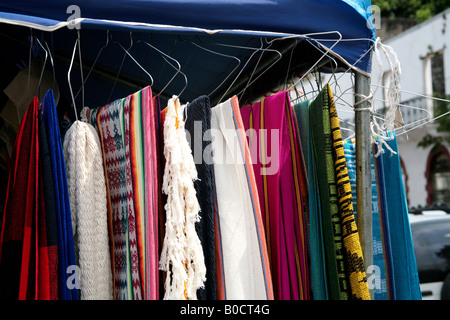 Brocante de la rue du marché à Plaza Catedral de la ville de Panama, Vieille Ville Banque D'Images