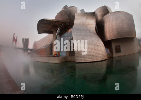 Musée D'ART CONTEMPORAIN Guggenheim Bilbao Bizkaia ESPAGNE PAYS BASQUE Banque D'Images
