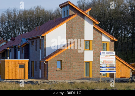 Respectueux de l'environnement nouvellement construit des maisons, Oldenbourg, Basse-Saxe, Allemagne. Banque D'Images