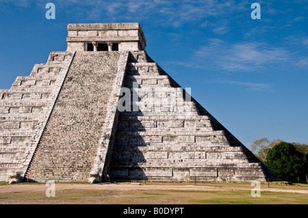 L'el Castillo Pyramide de Chichen Itza, Mexique Banque D'Images