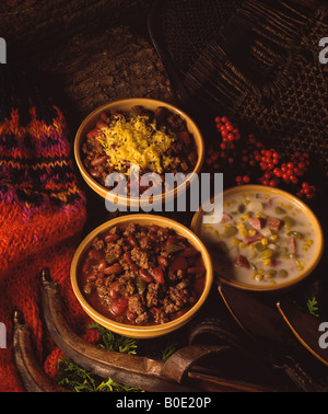 Recettes de cuisine de pays, de l'Iowa et Chaudrée de maïs Charle's favorite chilli. écharpe en tricot scarve Banque D'Images