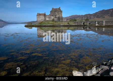 Le Château d'Eilean Donan, Dornie, Wester Ross, Scotland Banque D'Images