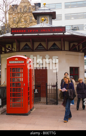 Le bureau de vente des billets à Leicester Square à Londres UK Banque D'Images