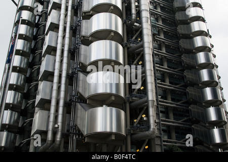 Le bâtiment des bureaux de Lloyd Lloyds de Londres à la ville Londres Angleterre Royaume-Uni Banque D'Images