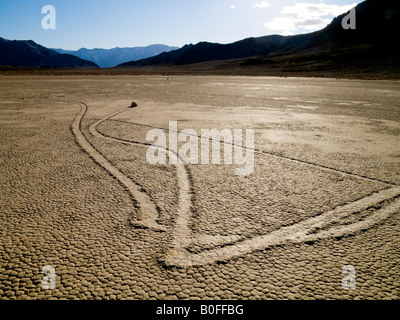 Les Rochers roulant Racetrack Death Valley National Park Californie Nevada USA Banque D'Images