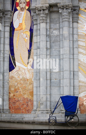 L'Europe sud-ouest france haute pyrénées le sanctuaire de Notre Dame de Lourdes Banque D'Images