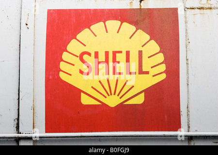 Shell Oil Company logo sur le réservoir d'huile Gloucestershire Royaume Uni Banque D'Images