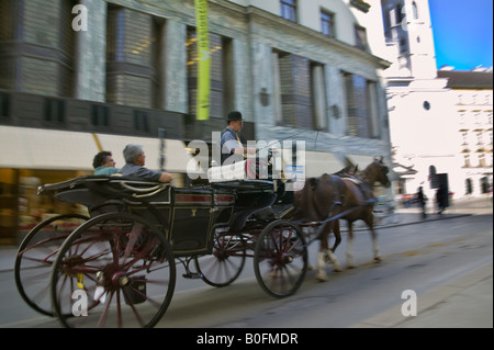 Transport de chevaux dans la place Am Hof avec market Vienne Autriche Banque D'Images