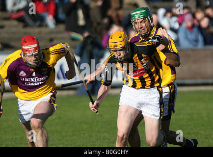 Le Hurling est un sport d'équipe à l'extérieur de l'ancienne origine gaélique, administré par le GAA, Banque D'Images