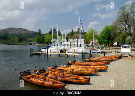 Le lac Windermere à Ambleside en Cumbria, au Royaume-Uni Banque D'Images