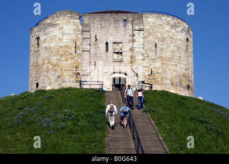 Cliffords Tower, York, North Yorkshire, Angleterre Banque D'Images