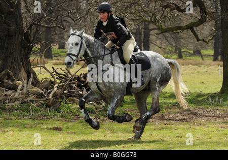 Cross country rider à belton house horse trial grantham linclonshire Banque D'Images