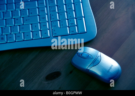 La souris et le clavier de l'ordinateur de bureau Banque D'Images