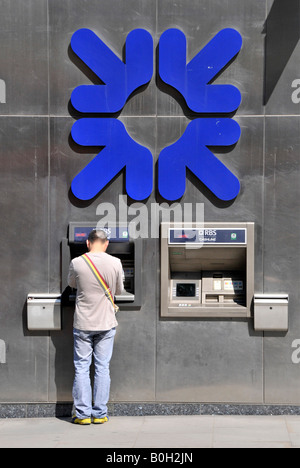 Londres trou dans mur cash machine à la Royal Bank Scotland bank branch Banque D'Images