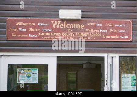 L'école en Ashton Hayes dans Cheshire qui vise à devenir le premier village neutre en carbone Banque D'Images