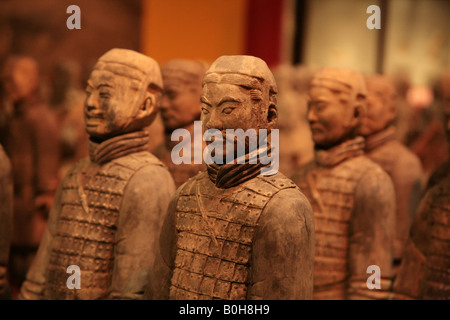 La Chine à Epcot's World Showcase vieux soldats en terre cuite sur l'affichage. Pour un usage éditorial uniquement Banque D'Images