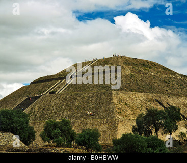 Pyramide du Soleil à Teotihuacan, la civilisation aztèque, près de Mexico, Mexique, Amérique Centrale Banque D'Images