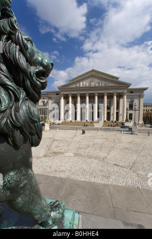 Théâtre National Opera House à Max-Joseph-Platz à Munich, Bavière, Allemagne Banque D'Images
