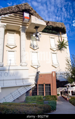 Le Wonderworks envers buidling sur International Drive à Orlando la Floride Etats-Unis Banque D'Images