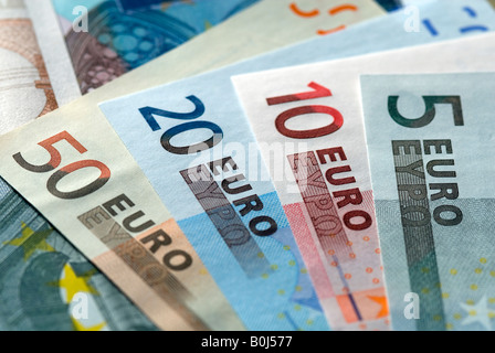 Sélection de billets en euros Banque D'Images