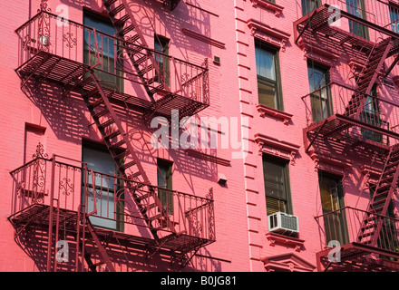 Immeuble rose dans le quartier de SOHO, Manhattan, New York City New York USA Banque D'Images