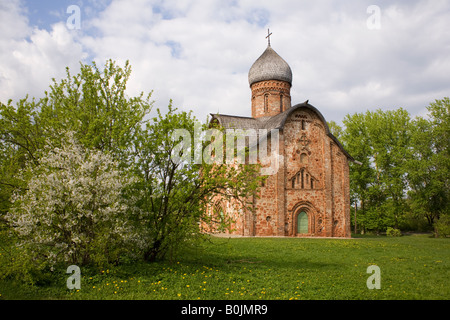 L'église des Saints Pierre et Paul en Kozhevniki, Veliki Novgorod, Russie. Banque D'Images