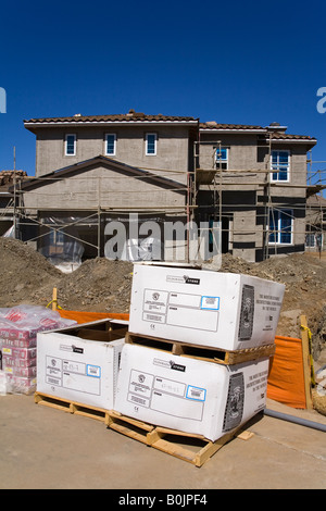 La construction d'une nouvelle maison Winchester Road Temecula Valley Californie du Sud USA Banque D'Images