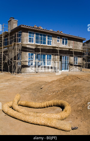 La construction d'une nouvelle maison Winchester Road Temecula Valley Californie du Sud USA Banque D'Images