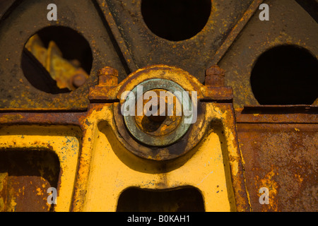 Rusty rouage de grue désaffectée à l'harbour, Irvine, Ayrshire, Scotland Banque D'Images