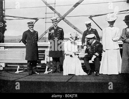 À bord du yacht royal Victoria et Albert III, Christiania (Oslo), Norvège, 1908.Artiste : Queen Alexandra Banque D'Images